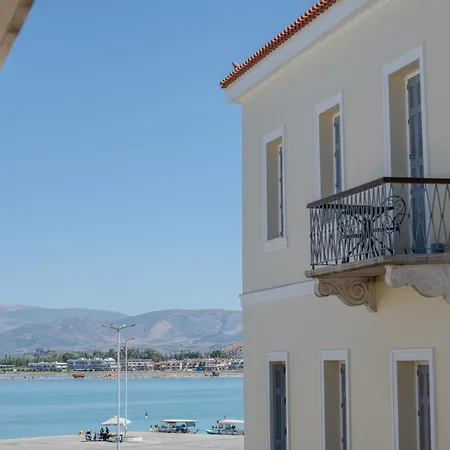 Porto Searene * Нафплион